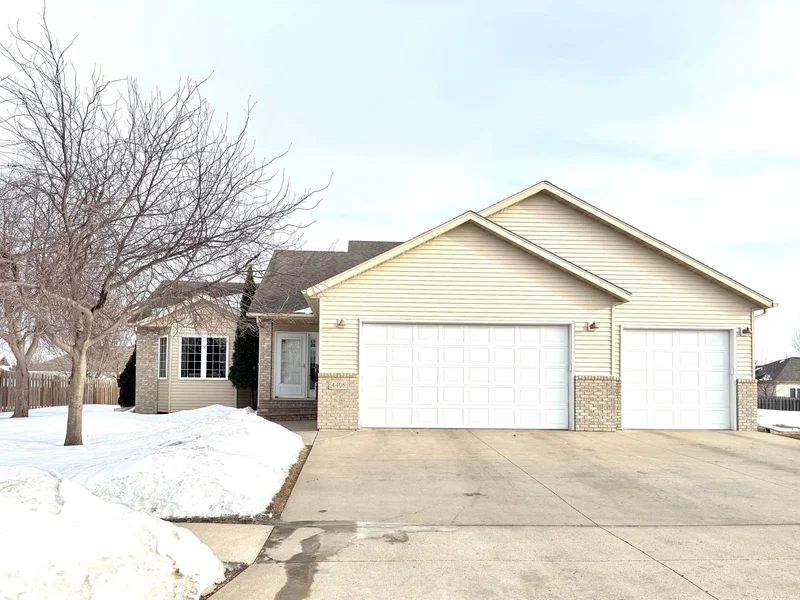4408 3rd Street, Moorhead, MN - Image 1