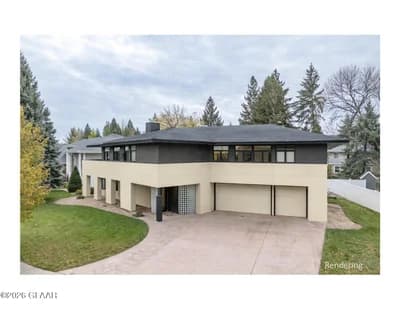 3012 E ELMWOOD Drive