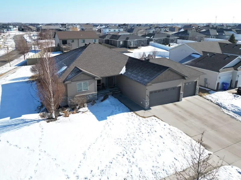 6810 24 Street, Fargo, ND - Image 1
