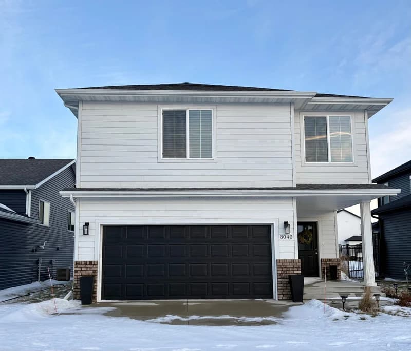 8040 Goldfinch Drive